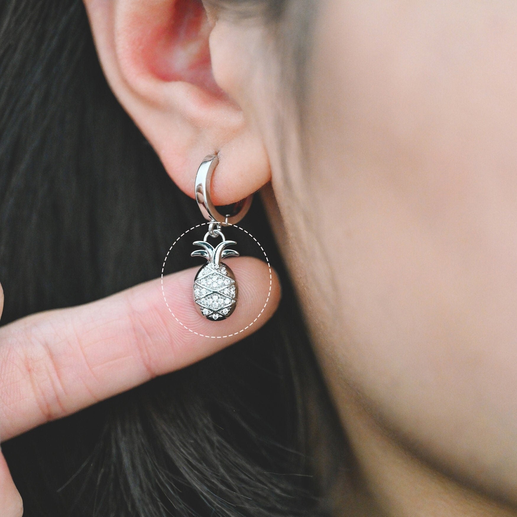 4pcs CZ pave Gold/ Silver Pineapple Charms 16x8mm, 18K Gold/ Rhodium plated Brass Pineapple Pendants (GB-4095-C)